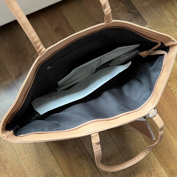 Bon Voyage Beige Brown Large Shoulder Tote Bag with Coin Purse - NWT - Picture 7 of 8